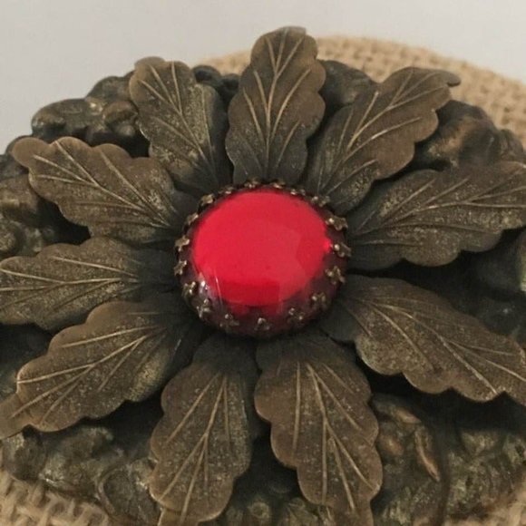 HTF Antique Art Nouveau Red Vauxhall Glass Bohemian Czech Repousse Brass Brooch - Picture 2 of 12